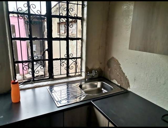 2 BEDROOM PROPERTY TO RENT IN JABAVU